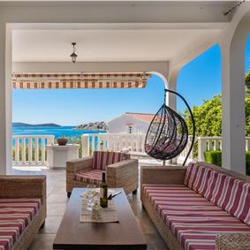 4 Bedroom Villa with Pool near Milna, Brac Island Sleeps 8 